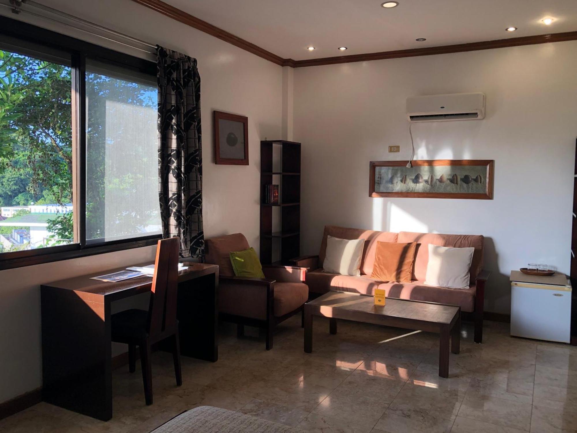 Argonauta Boracay Apartment Suites And Villas Boracay Island Buitenkant foto